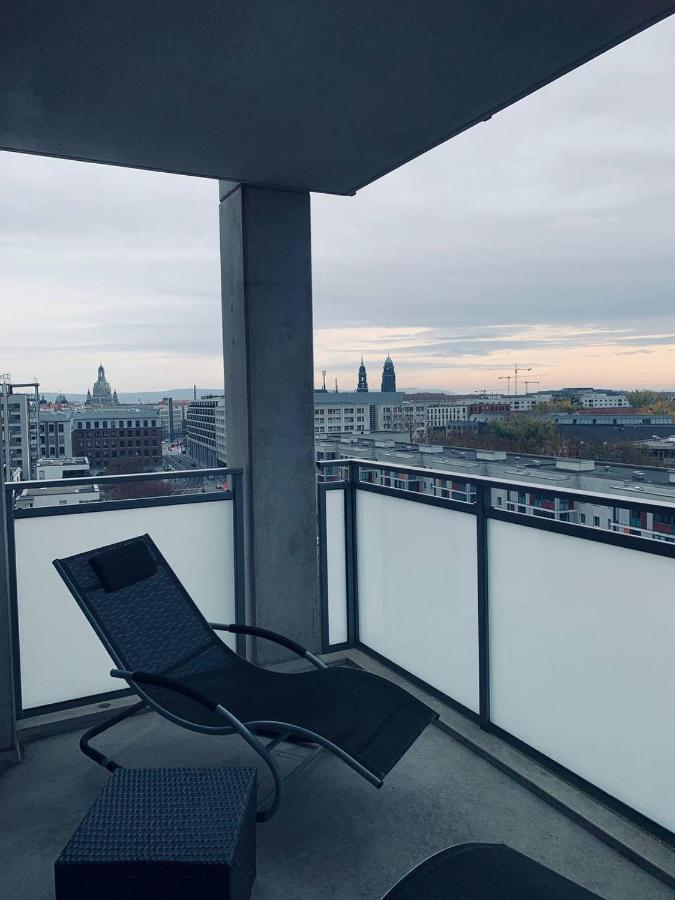 Apartment Mit Penthouse Charakter In Dresden Exterior photo